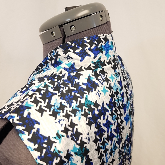 Karl Lagerfeld sleeveless dress - Picture 7 of 11